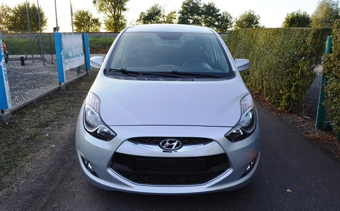Hyundai ix20 cena 35900 przebieg: 80000, rok produkcji 2010 z Niepołomice małe 277